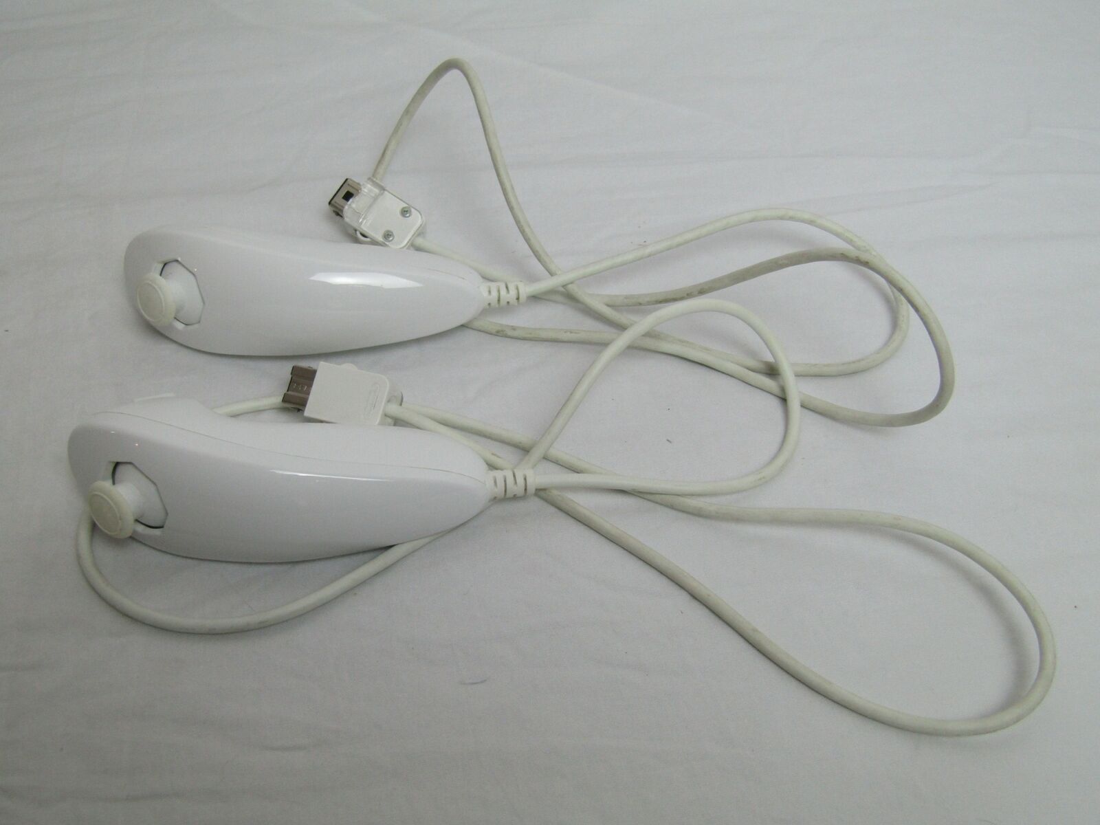 NINTENDO WII NUNCHUCKS CONTROLLERS LOT OF 2 AUTHENTIC TESTED DH2436 - $14.95