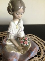 Lladro ~ Serene Valencia # 5867   ~ Retired ~ RARE ~ Mint condition. - £339.72 GBP