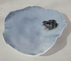 Royal Copenhagen Vintage Blue Small 4&quot; dish Porcelain Frog On Lily Pad - £58.97 GBP