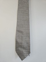 Geoffrey Beene Black/White Ridge Pattern Neck Tie, 75% Silk - £7.44 GBP