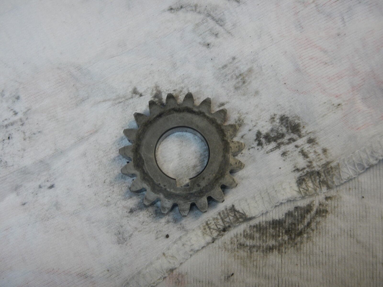 WATER PUMP DRIVE GEAR 1992 92 KAWASAKI KDX200 KDX 200 - $13.04