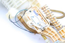 06-08 MERCEDES-BENZ W251 R350 FUEL PUMP SENDING UNIT E3015 image 3