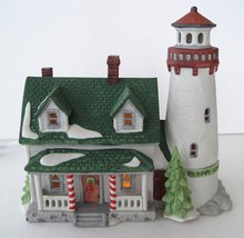 Dept 56 Retired Craggy Cove Lighthouse, New England Village [Item #59307] - £76.71 GBP