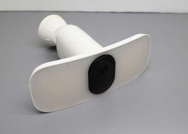 Arlo Pro 3 Floodlight FB1001 Indoor/Outdoor Security Camera - White image 2