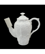 Wedgewood Countryware Cabbage Leaf Bone China Small Coffee Pot with Lid - $1,466.27 MXN