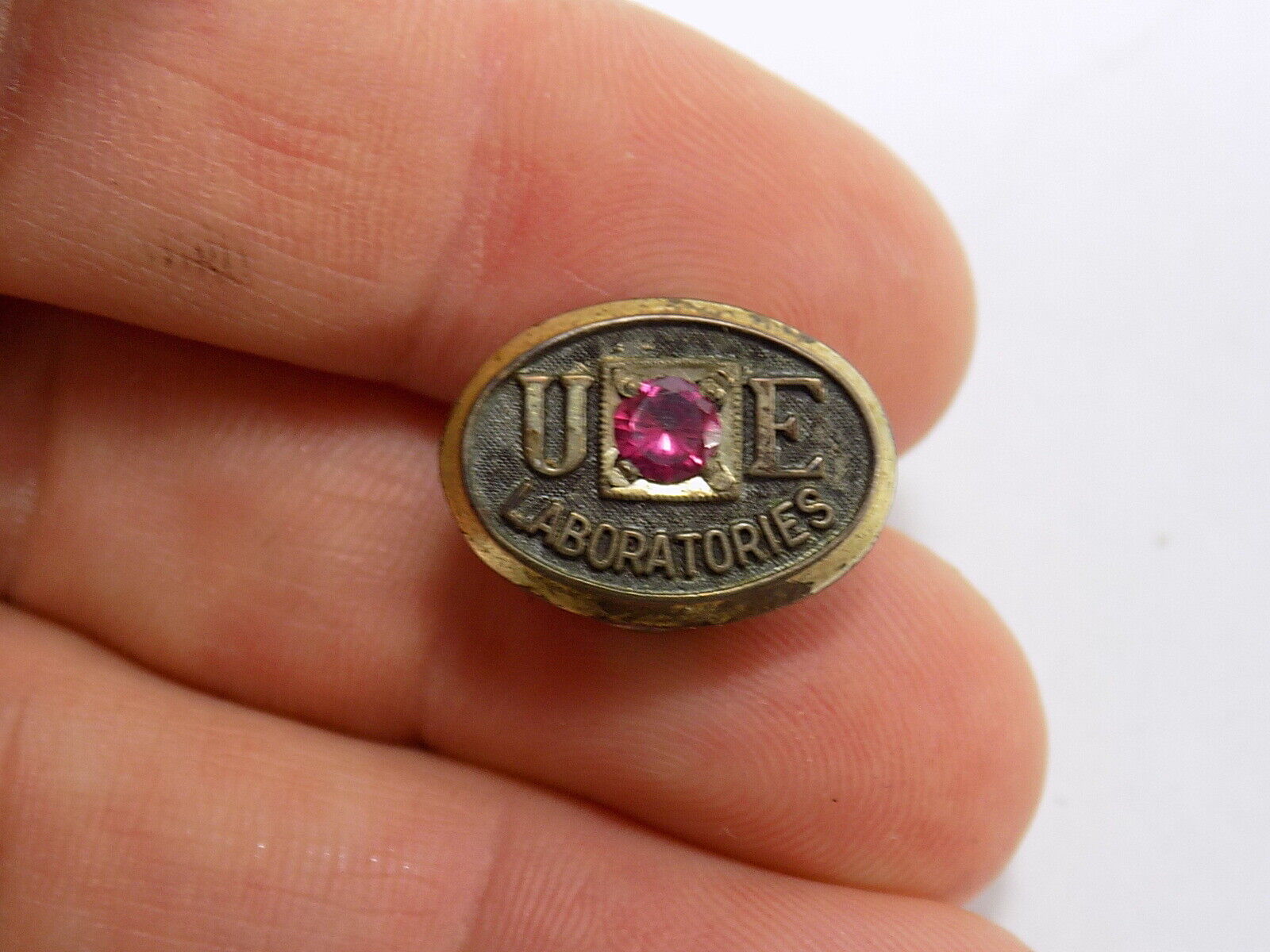 STERLING SILVER UE LABORATORIES TIE TACK W/ GEMSTONE INLAY SCREW BACK - $8.90