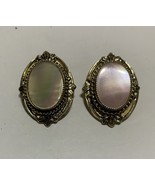 Vintage Signed Whiting &amp; Davis Mother Of Pearl Gold Tone Clip on Earrings - $27.84