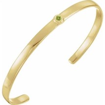 14k Yellow Gold Peridot Birthstone Cuff Bracelet - $91,336.15 MXN