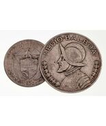 Lote De 2 Monedas De 1930 (1/4 Y 1/2 BALBOA) En Condición VF - $1,160.23 MXN