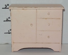 Dollhouse 3&quot; Pink Dresser - £7.75 GBP