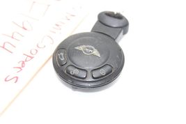 08-10 MINI COOPER S Key FOB F1944 image 5