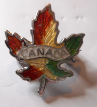 Vintage BMCO Sterling Silver Enamel Canada Leaf Pin Brooch Lapel Pin 9/16&quot; - £10.94 GBP