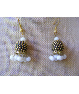 ETHNIC EXOTIC MADE IN INDIA BRASS GOLD BARREL BEAD WHITE BEADED DESIGN E... - $13.43 CAD