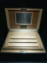 Brizard and Co "Hacienda " Humidor 150 count 16" L x 12" W x 9" H Made in USA image 4