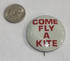 Vintage Come Fly A Kite Straight Pin Button San Francisco - £7.81 GBP