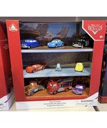 Disney Parks Pixar Cars Deluxe Figurine Playset NEW - $1,160.06 MXN