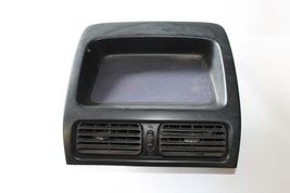 2001-2005 LEXUS IS300 CENTER DASH AC HEATER AIR VENT J3092 image 2