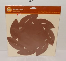 Wilton Leaf Autumn Doilies 6-10&quot; Fall Thanksgiving Table Decor Brown NEW - $273.62 MXN