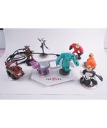 DISNEY INFINITY USB PORTAL BASE PAD with 7 FIGURE - $26.68 CAD
