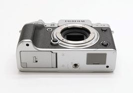 Fujifilm X-T4 26.1MP Mirrorless Digital Camera - Silver (Body Only) image 10