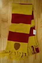 Universal Studios Harry Potter Wizarding World Gryffindor Patch Scarf 84... - $453.96 MXN