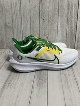 NIKE Air Zoom Mens 9.5 White Green Pegasus 40 Oregon Ducks PE Running Shoes - £66.00 GBP