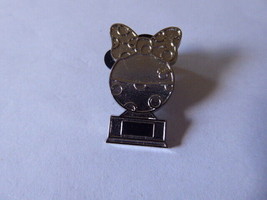 Disney Trading Broches DLR Caché Mickey 2019 Broche Trophy Minnie Mouse Chaser - $7.33