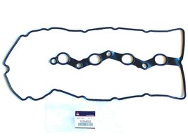 NEW GENUINE MITSUBISHI VALVE COVER GASKET  1035A583 - £26.89 GBP