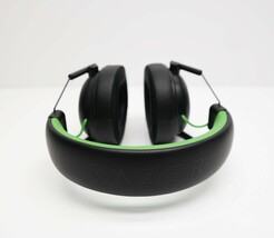Razer BlackShark V3 X HyperSpeed Wireless Gaming Headset for Xbox NO DONGLE image 4