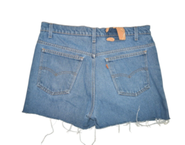 Vintage Levis Shorts Womens 36 Cut Off Fringe 80s Orange Tab Jeans Denim... - $24.04