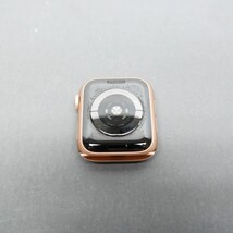 Apple Watch Series 4 40mm Rose Gold Aluminum MU682LL/A ISSUE image 3