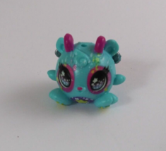 Spin Master Hatchimal Colleggtible Season 8 Nutty Nebula Blue Nutty Pandor - £7.81 GBP