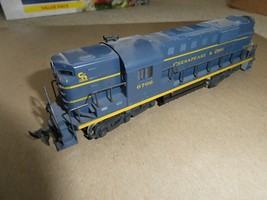 Kato HO Scale Powered C&amp;O Chesapeake Ohio 6706 Diesel Locomotive - $108.90