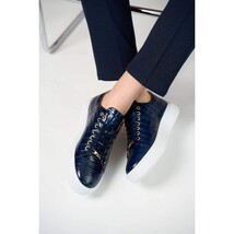 The Dublin Blue Leather Men Sneaker image 12