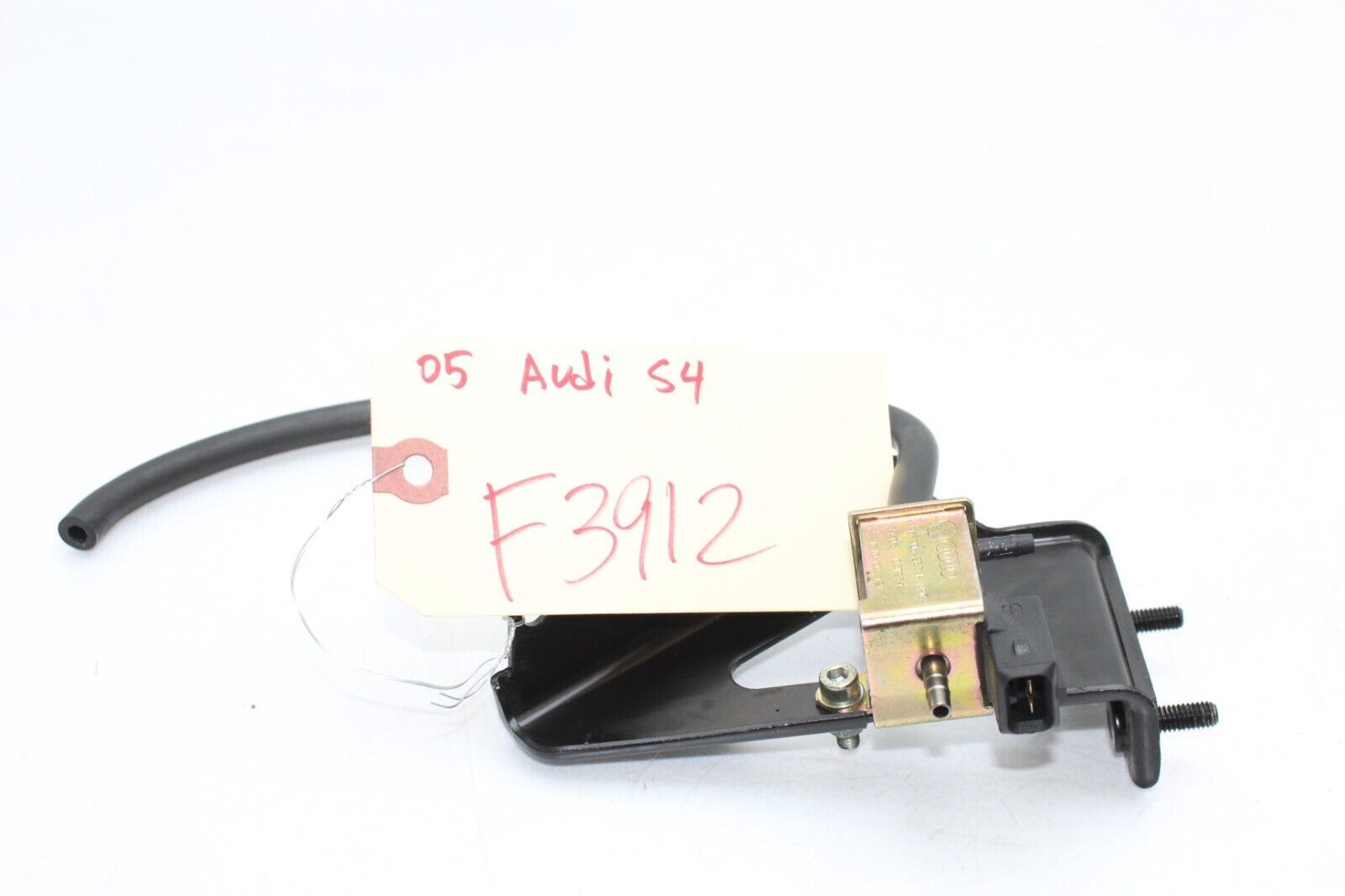 04-09 AUDI S4 Vacuum Switch Valve F3912 - $34.40