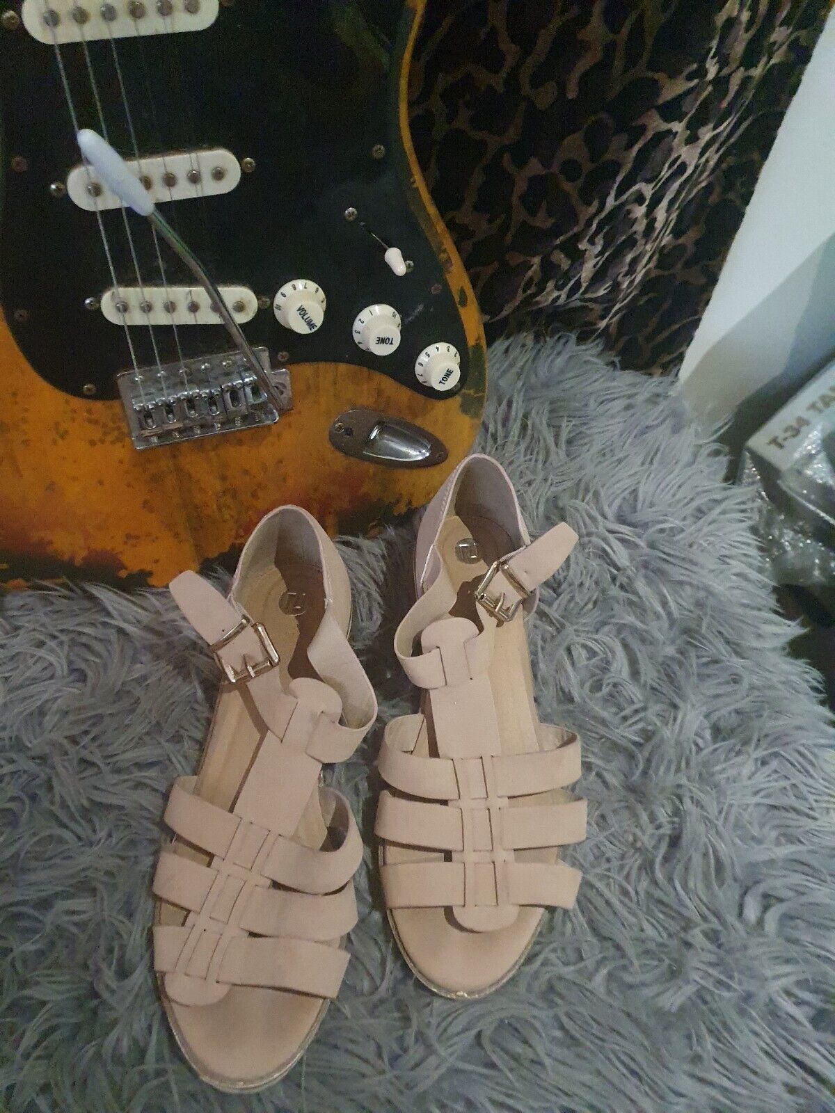 Primary image for River Island Beige Sandals Size 6