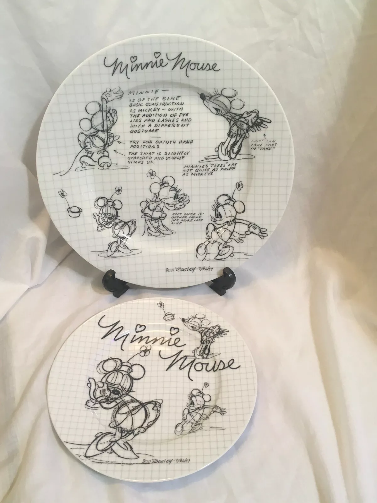 Minnie Mouse Sketchbook Dinner and Salad Plate - $25.00