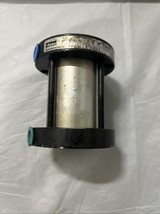 PARKER WP557934 A 01.50 4FLV 9 2.00.  NEW!! - $68.38 CAD