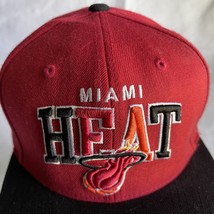 Mitchell and Ness Miami Heat Snapback Hat Cap Hardwood Classics Red Basketball - £17.32 GBP