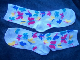 girls socks fits sizes 5-8 nwot butterfly&#39;s - £2.72 GBP
