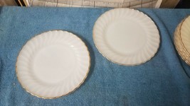 (2) Vintage ANCHOR HOCKING White Milk Glass Swirl w/ Gold Trim 10&quot; Dinner Plates - £9.07 GBP