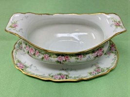 Hutschenreuther Hohenberg Bavaria Gravy Boat Attached Underplate Pink Flowers - £37.18 GBP