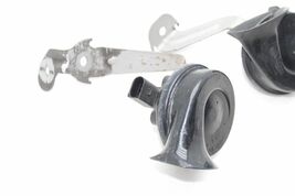 06-10 VW VOLKSWAGEN PASSAT B6 HIGH & LOW TONE HORNS W/ BRACKETS E4863 image 3