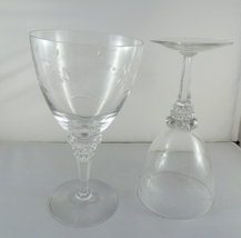 Vintage Tiffen etched wine glasses Floral design 7&quot; tall 9 oz set of 2 R... - £28.97 GBP