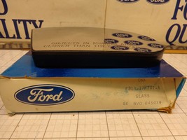 FORD OEM F3LY-17K707-A RH Right Side Mirror Glass Some 93-96 Mark VIII LSC - $44.49
