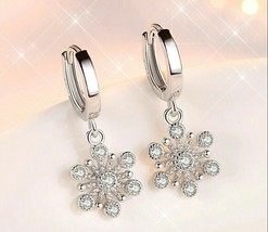 14K White Gold Plated Silver 1 Ct Simulated Snowflake Drop/Dangle Gift Earrings - £79.11 GBP