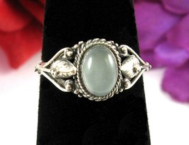 Gray Moonstone Oval Sterling Silver Ring Leaves Grey Glows 925 Thin Band Size 6 - £17.39 GBP