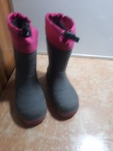 Kamik boots girls size 13 Waterproof with insulation liner Gray Pink - $4.77