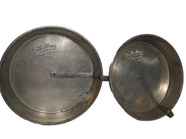 2 Vintage Bake King 8&quot; X 1-1/2&quot;  Cake Pans With Easy Release Slider Made USA - £11.47 GBP