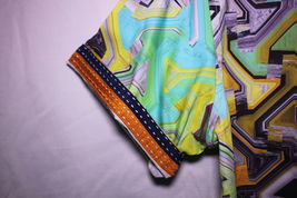 Robert Graham - Colorful Short  Sleeve | Size: Medium image 7